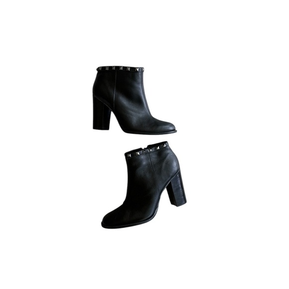 Raphaella Booz Rockstud Accents Leather Ankle Boots Women's Size 7 - Picture 2 of 12